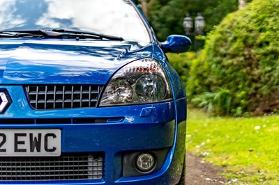 Lot 65 - 2003 Renault Clio II RS 172 Cup