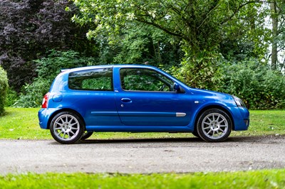 Lot 65 - 2003 Renault Clio II RS 172 Cup