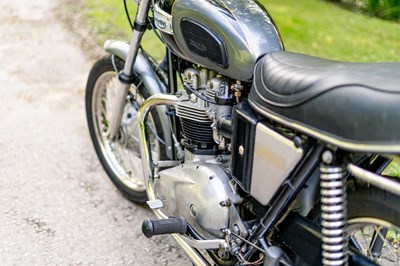 Lot 8 - 1972 Triumph Bonneville T120