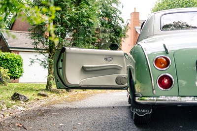 Lot 107 - 1991 Nissan Figaro