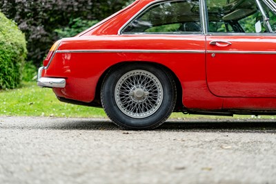 Lot 43 - 1971 MGB GT