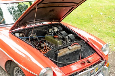 Lot 43 - 1971 MGB GT