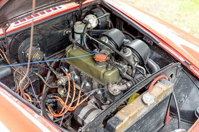 Lot 43 - 1971 MGB GT