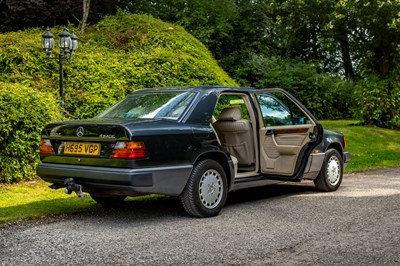Lot 97 - 1990 Mercedes-Benz 300 E 4matic
