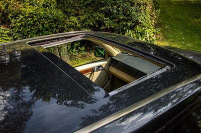 Lot 97 - 1990 Mercedes-Benz 300 E 4matic