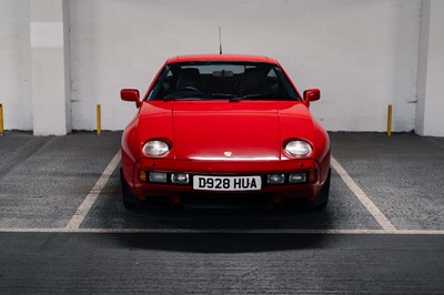 Lot 114 - 1986 Porsche 928 S2