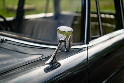 Lot 70 - 1964 Mercedes-Benz 220B