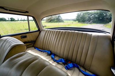 Lot 70 - 1964 Mercedes-Benz 220B