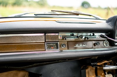 Lot 70 - 1964 Mercedes-Benz 220B