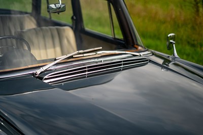 Lot 70 - 1964 Mercedes-Benz 220B