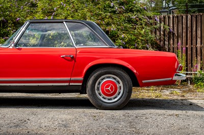 Lot 71 - 1965 Mercedes-Benz 230SL Pagoda