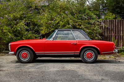 Lot 71 - 1965 Mercedes-Benz 230SL Pagoda