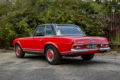 Lot 71 - 1965 Mercedes-Benz 230SL Pagoda