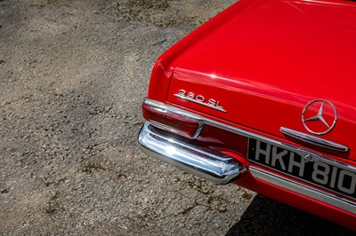 Lot 71 - 1965 Mercedes-Benz 230SL Pagoda