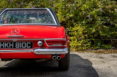 Lot 71 - 1965 Mercedes-Benz 230SL Pagoda