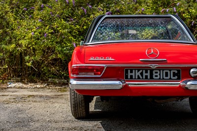 Lot 71 - 1965 Mercedes-Benz 230SL Pagoda