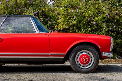 Lot 71 - 1965 Mercedes-Benz 230SL Pagoda