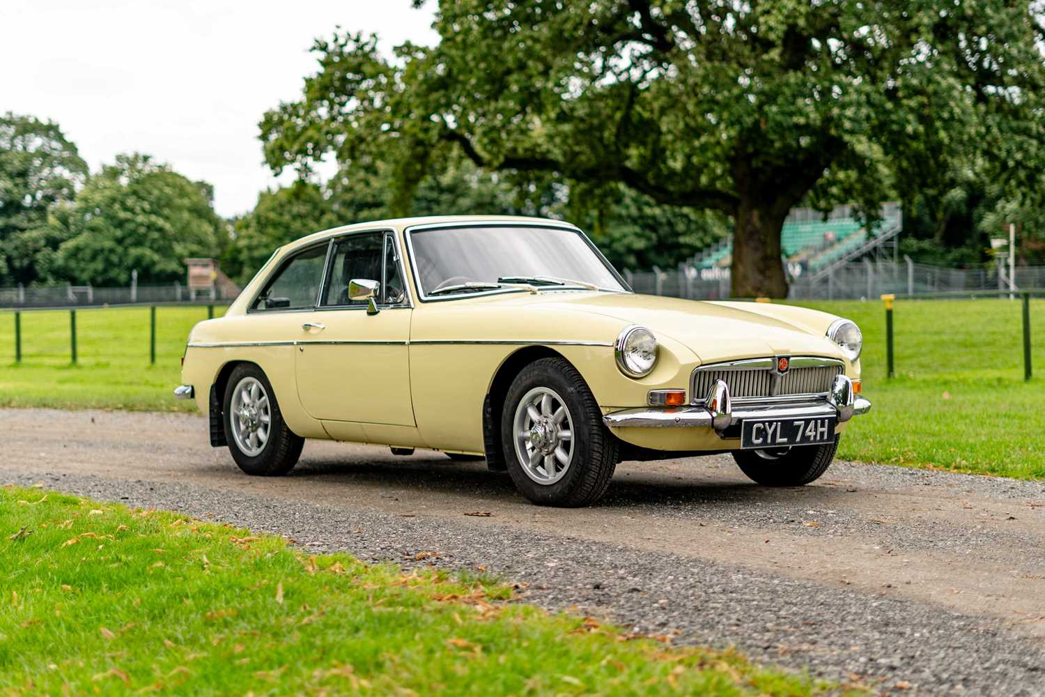 Lot 44 - 1970 MGB GT