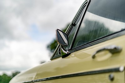 Lot 44 - 1970 MGB GT