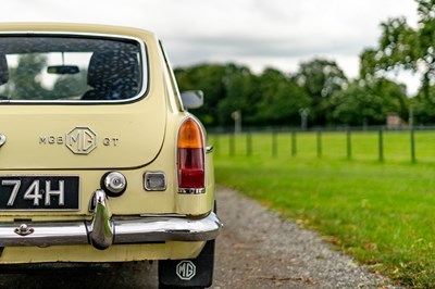 Lot 44 - 1970 MGB GT