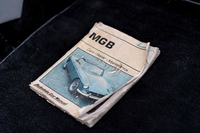 Lot 44 - 1970 MGB GT