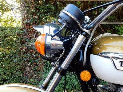 Lot 9 - 1973 Triumph Bonneville