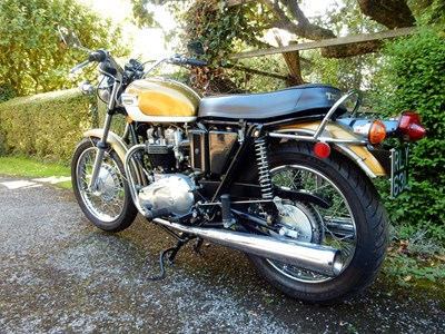 Lot 9 - 1973 Triumph Bonneville