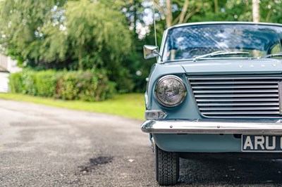Lot 74 - 1964 Vauxhall Velox PB