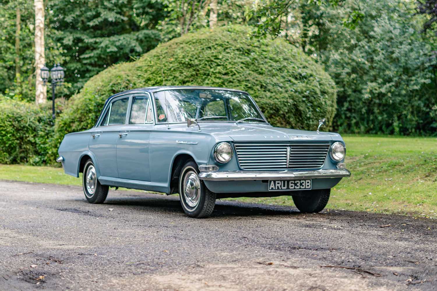 Lot 74 - 1964 Vauxhall Velox PB