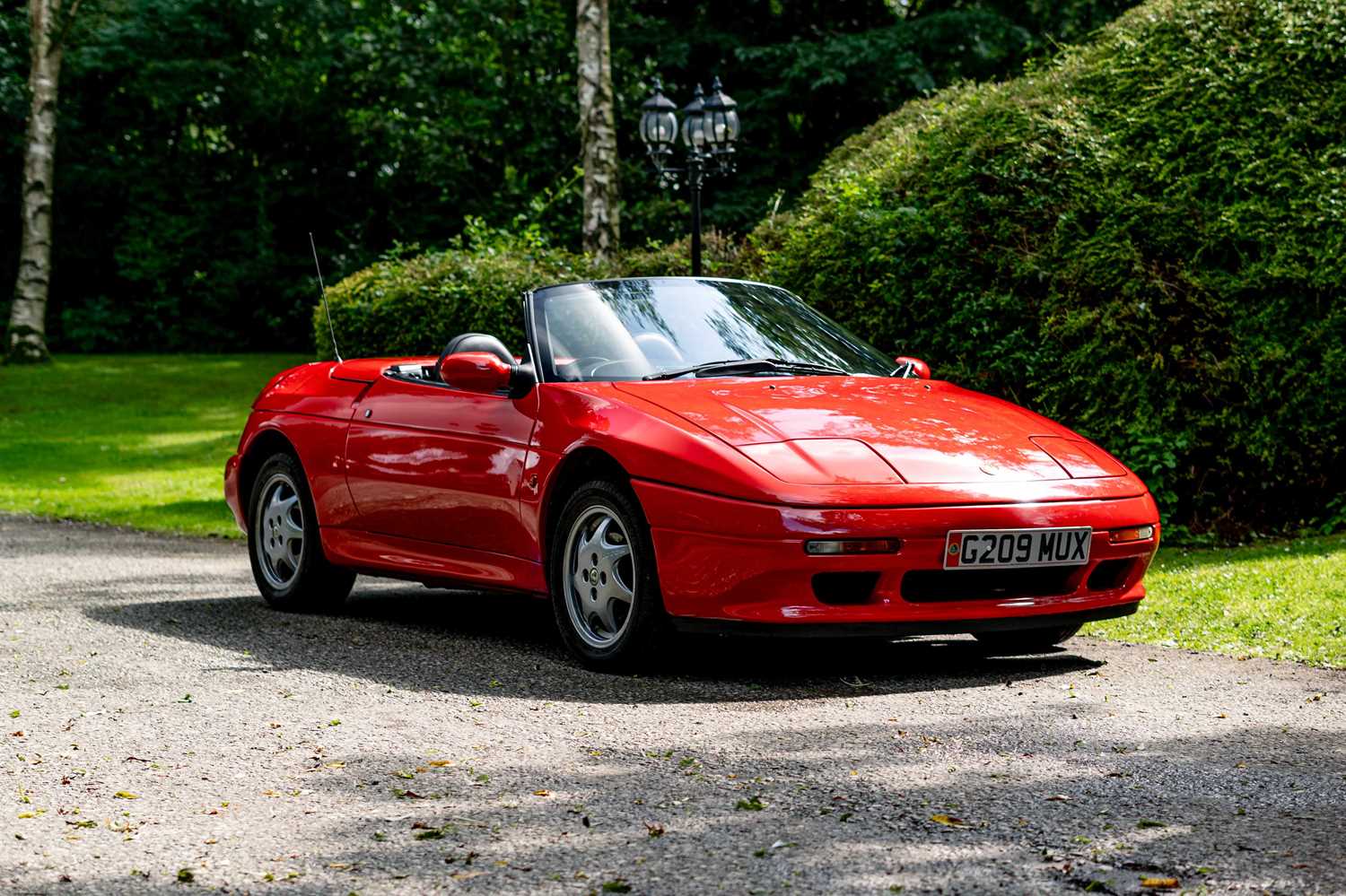 Lot 133 - 1990 Lotus Elan SE Turbo