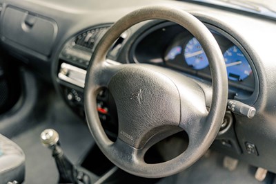 Lot 9 - 1999 Citroën Saxo VTR