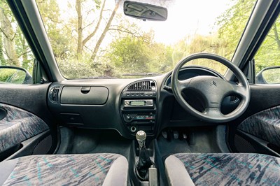Lot 9 - 1999 Citroën Saxo VTR