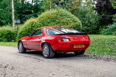 Lot 21 - 1986 Porsche 928 S2