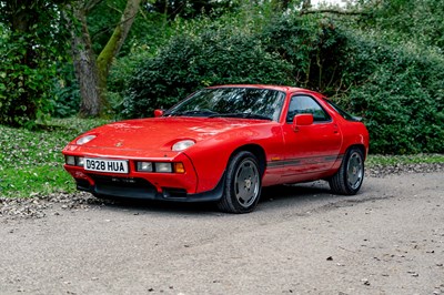 Lot 21 - 1986 Porsche 928 S2