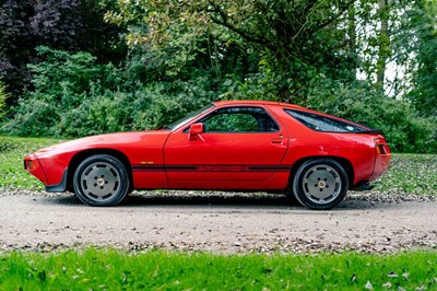 Lot 21 - 1986 Porsche 928 S2