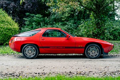 Lot 21 - 1986 Porsche 928 S2