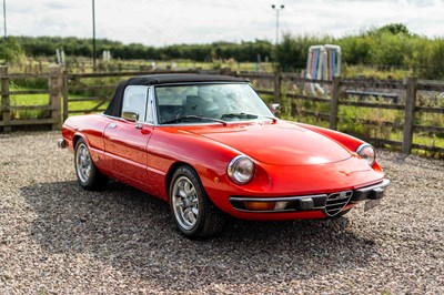 Lot 70 - 1973 Alfa Romeo Spider 2000 Veloce