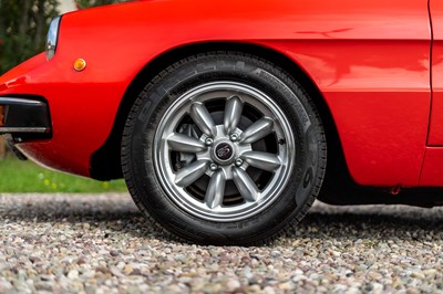 Lot 70 - 1973 Alfa Romeo Spider 2000 Veloce