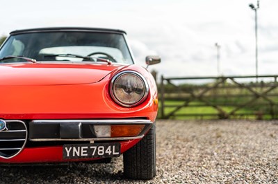 Lot 70 - 1973 Alfa Romeo Spider 2000 Veloce