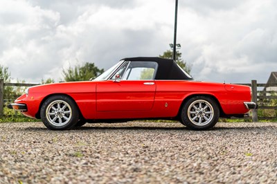 Lot 70 - 1973 Alfa Romeo Spider 2000 Veloce