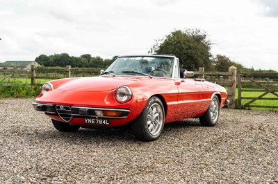 Lot 70 - 1973 Alfa Romeo Spider 2000 Veloce