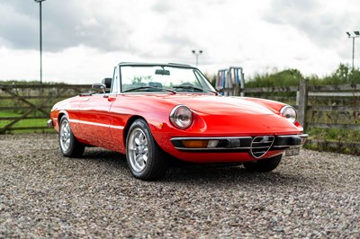 Lot 70 - 1973 Alfa Romeo Spider 2000 Veloce