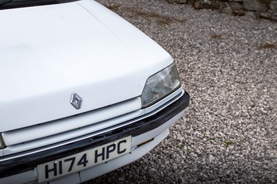 Lot 7 - 1991 Renault 25 TXE