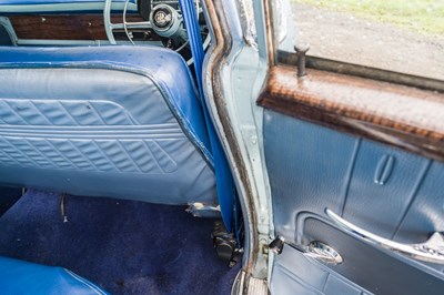 Lot 77 - 1962 Vauxhall Cresta PA Saloon