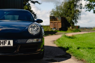 Lot 24 - 2007 Porsche 911 Carrera 4S