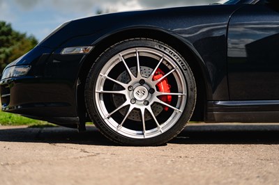 Lot 24 - 2007 Porsche 911 Carrera 4S