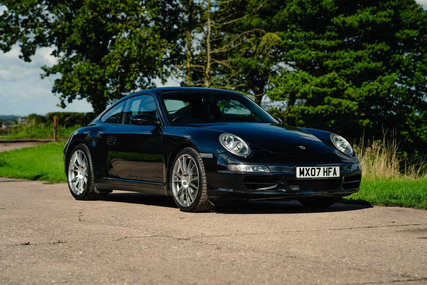 Lot 24 - 2007 Porsche 911 Carrera 4S