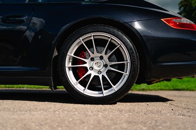 Lot 24 - 2007 Porsche 911 Carrera 4S