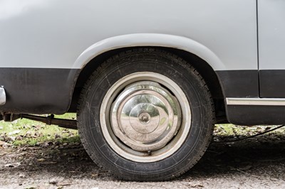 Lot 82 - 1956 Peugeot 403 familiale