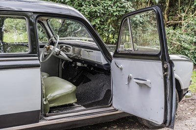 Lot 82 - 1956 Peugeot 403 familiale